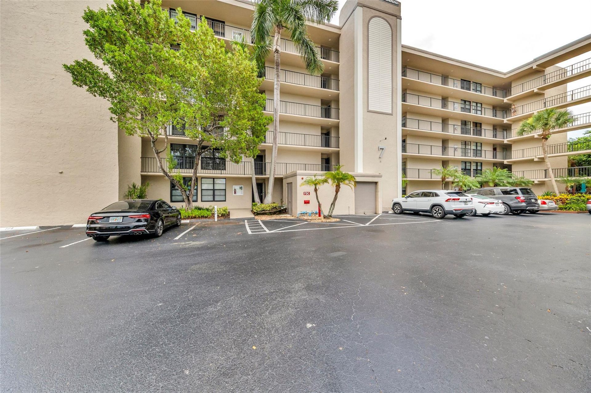 7 Royal Palm Way, Unit 4080, Boca Raton, FL 33432 Photo