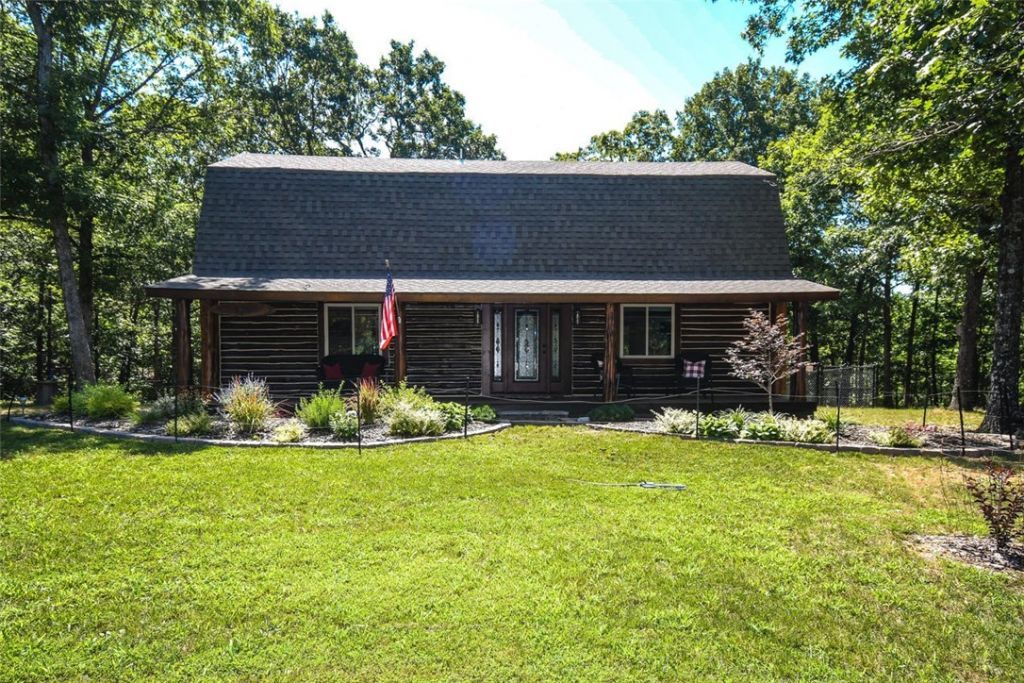 420 Deer Lake Road Kansas, OK 74347