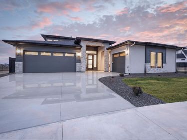 2229 N Buhrstone Ave, Eagle, ID 83616