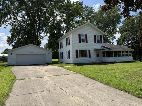 301 Mill Street, Leslie, MI 49251
