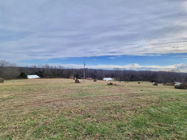 13413 Cemetery Road, Bowling Green, KY 42103