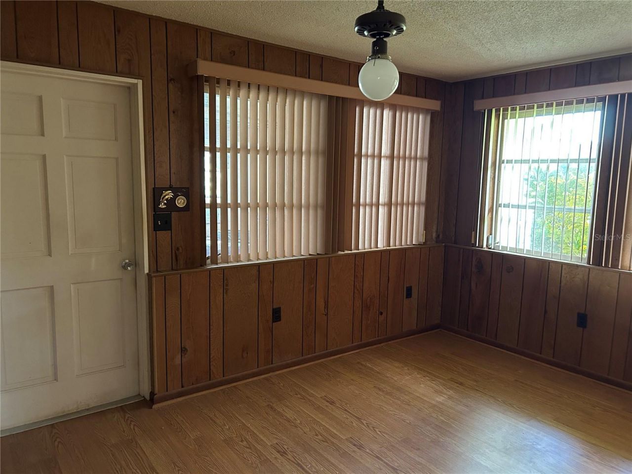 24121 Armadillo Road, Astor, FL 32102 Photo