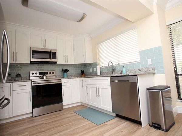 67 Balfour Rd, Palm Beach Gardens, FL 33418