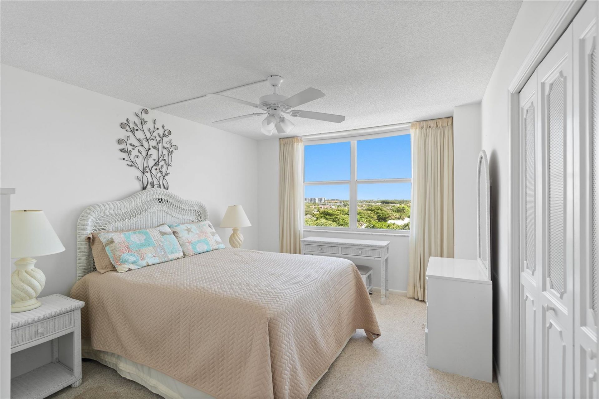 5200 N Ocean Boulevard, Unit 710, Fort Lauderdale, FL 33308 Photo