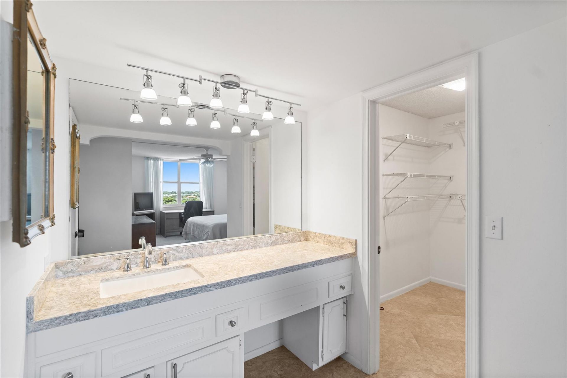 5200 N Ocean Boulevard, Unit 710, Fort Lauderdale, FL 33308 Photo