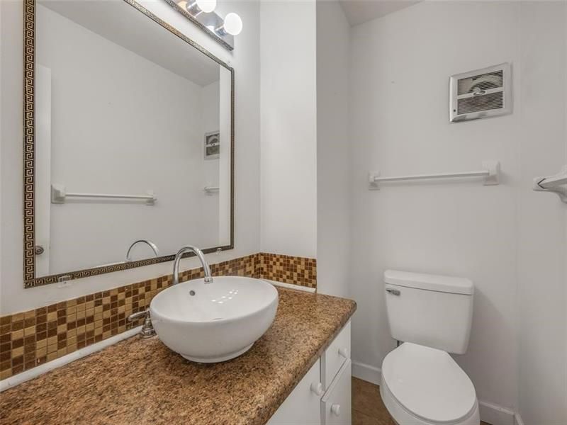 315 Circle Dr, Unit 201, Boynton Beach, FL 33435 Photo