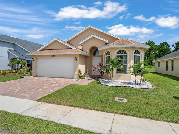 9760 Palm Breezes Dr Drive, Fort Pierce, FL 34945
