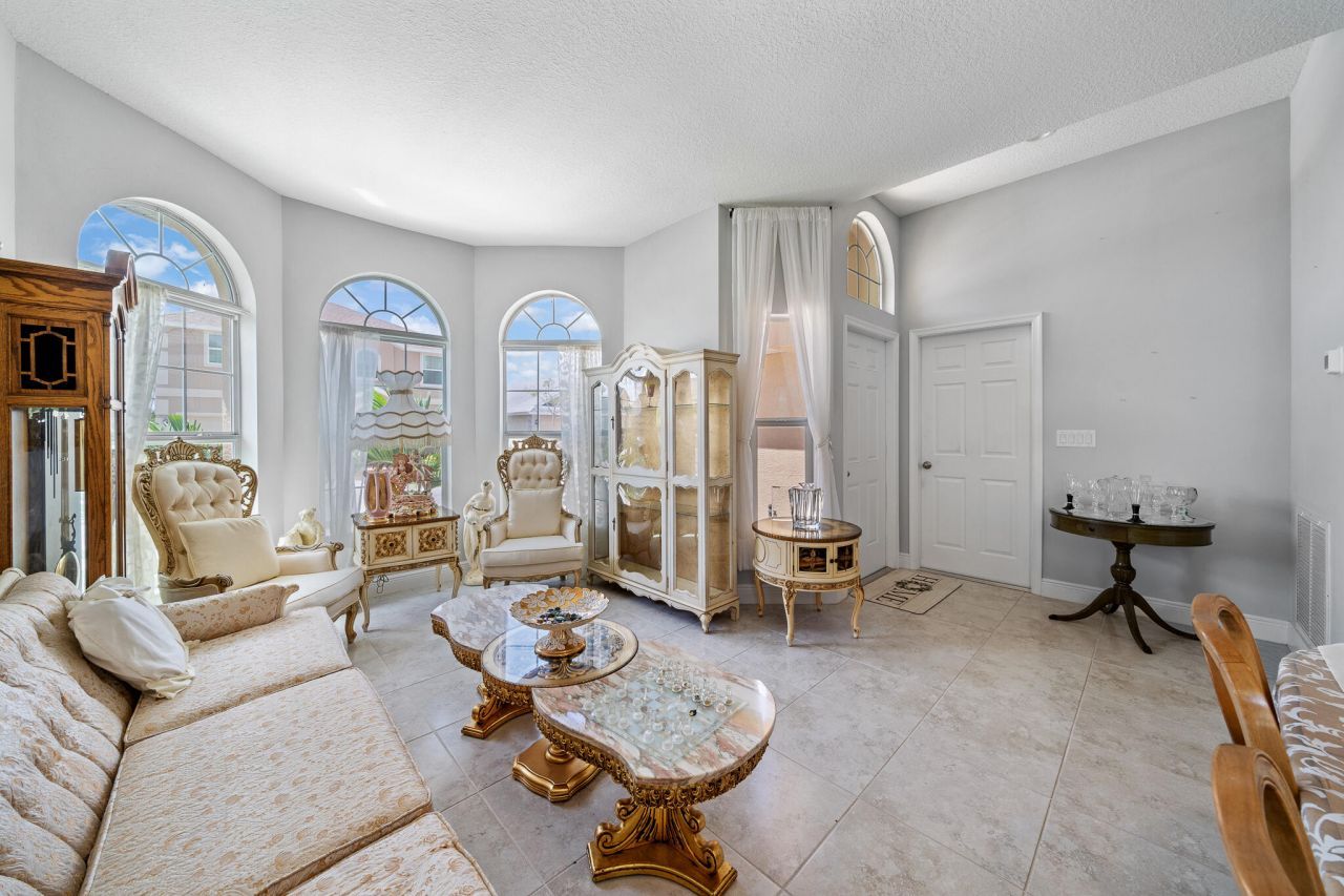 9760 Palm Breezes Dr Drive, Fort Pierce, FL 34945 Photo
