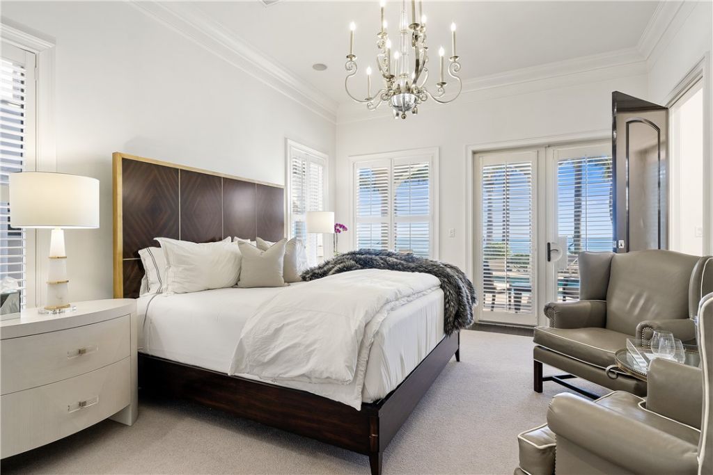 3756 Ocean Drive, Vero Beach, FL 32963 Photo