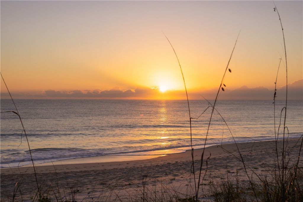 3756 Ocean Drive, Vero Beach, FL 32963 Photo