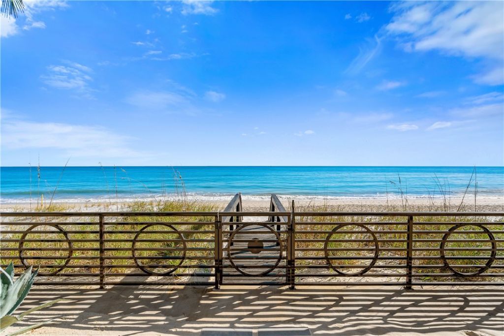 3756 Ocean Drive, Vero Beach, FL 32963 Photo