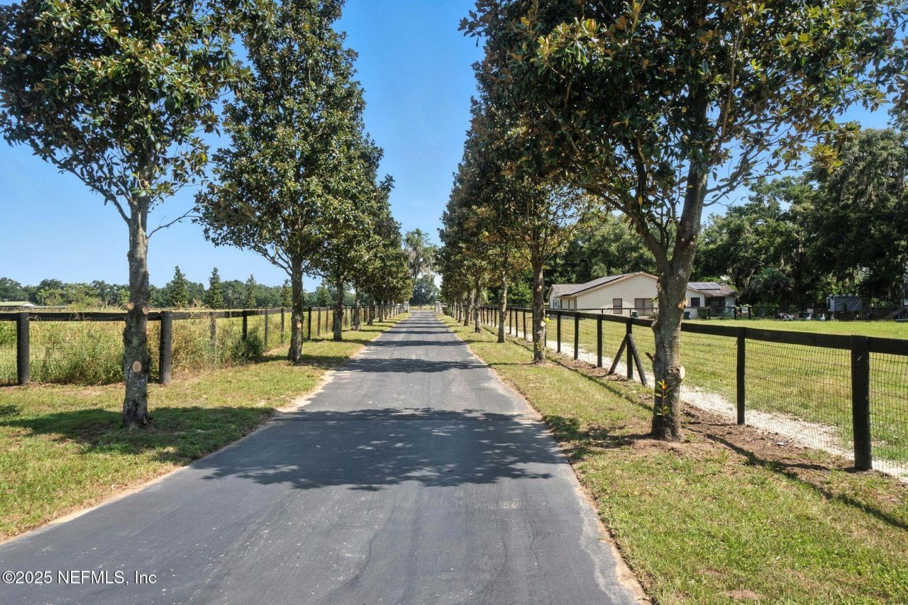 1960 SE 150th Street, Summerfield, FL 34491 Photo