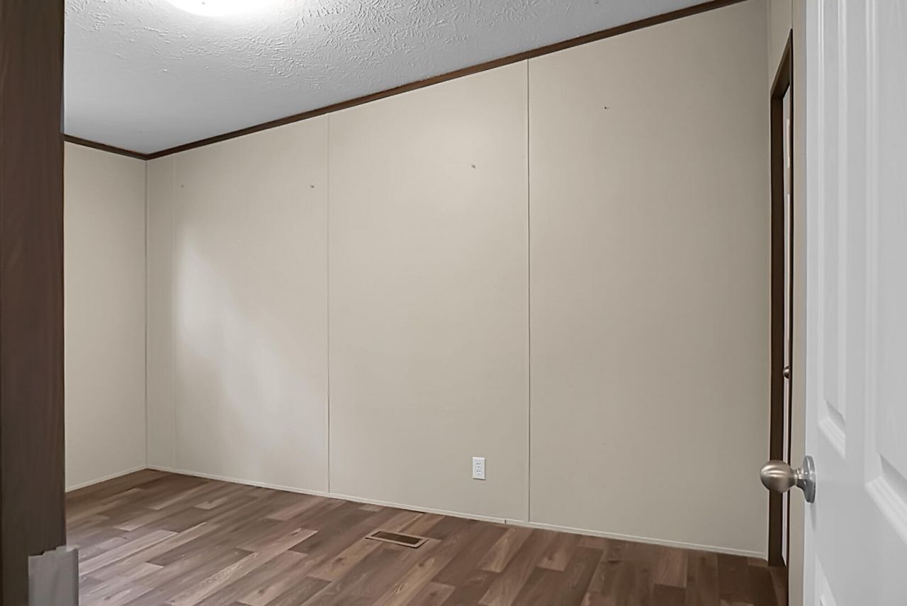 638 SW Mimosa Drive Photo 13