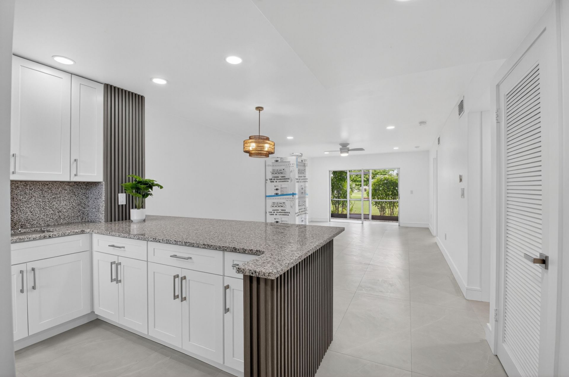 9880 Marina Boulevard, Unit 1509, Boca Raton, FL 33428 Photo