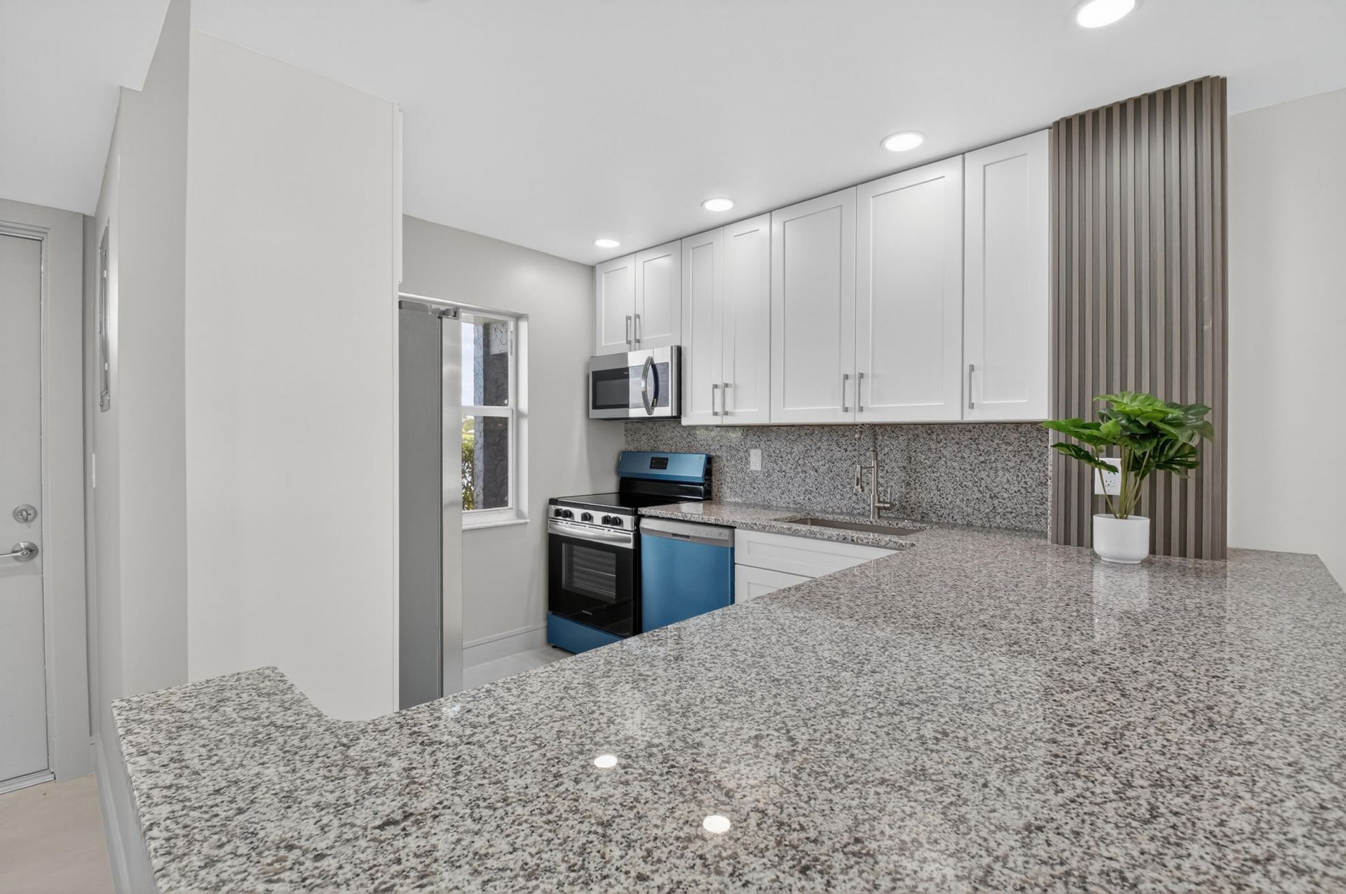 9880 Marina Boulevard, Unit 1509, Boca Raton, FL 33428 Photo