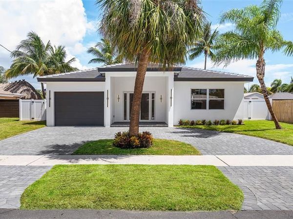 171 SE 4th Ct, Pompano Beach, FL 33060