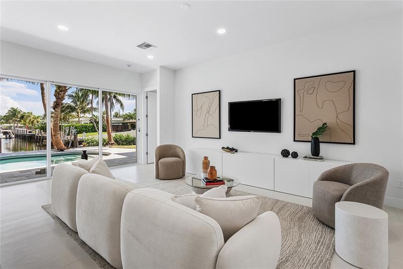 171 SE 4th Court, Pompano Beach, FL 33060 Photo