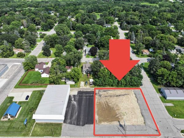 206 N Nokomis Street, Alexandria, MN 56308