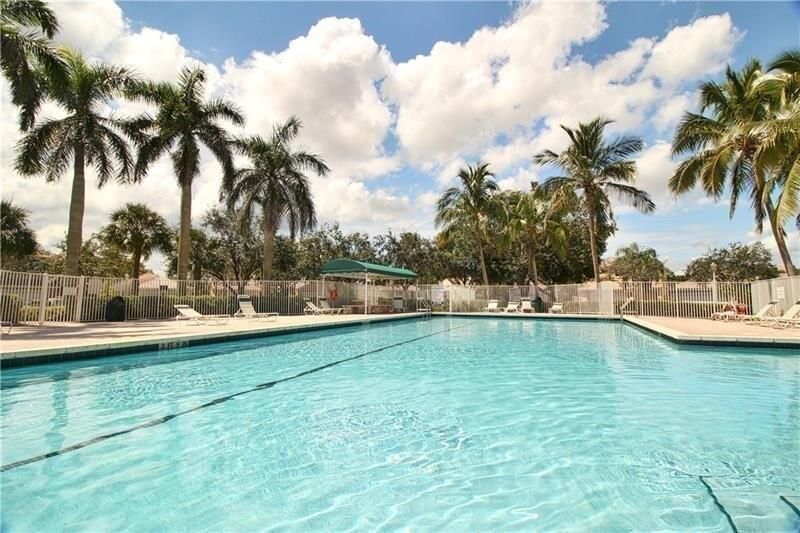 1525 Salerno Circle, Weston, FL 33327 Photo