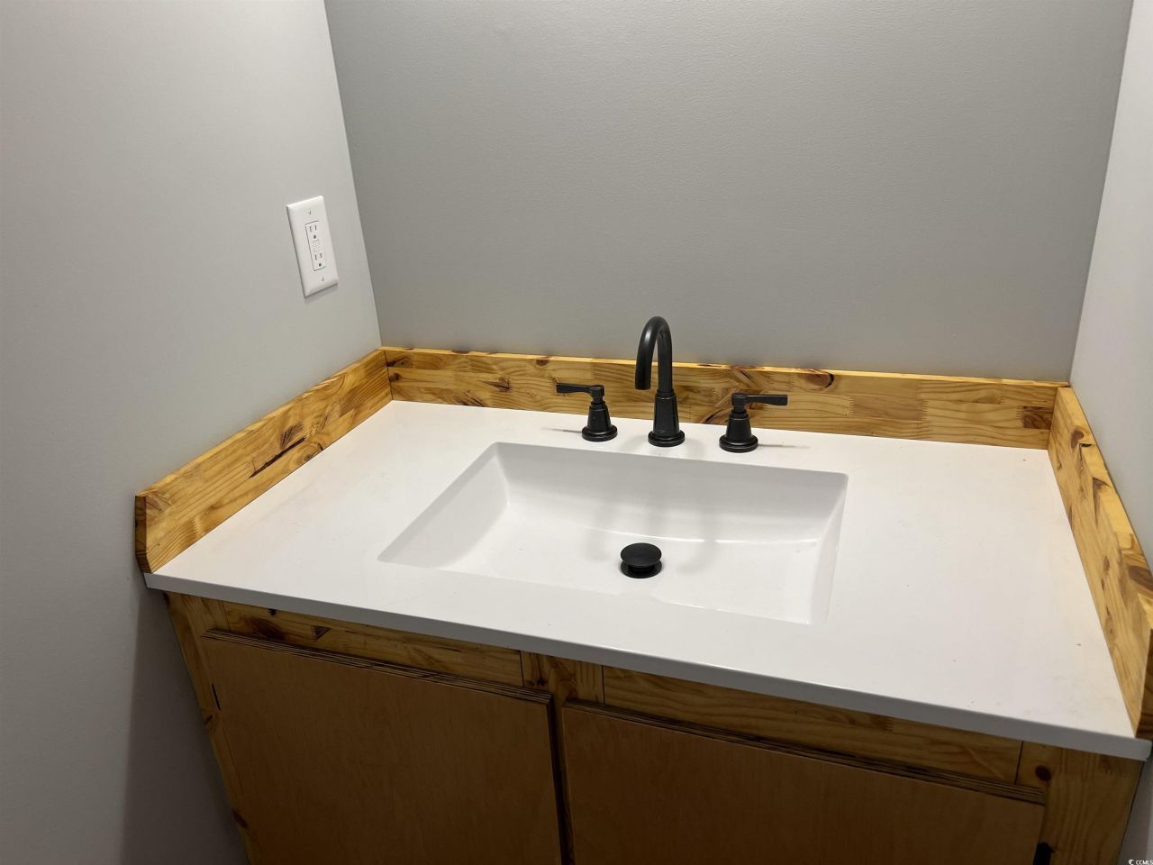 425 East Surfwind Dr. Photo 21