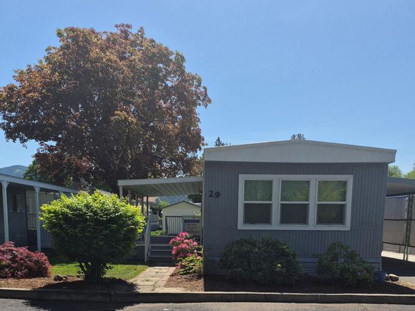 208 S Neyland Rd, Liberty Lake, WA 99019