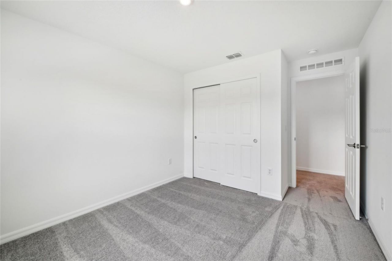 12983 Trovita Drive, Grand Island, FL 32735 Photo