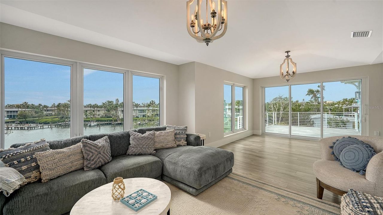 6800 Longboat Drive S, Longboat Key, FL 34228 Photo