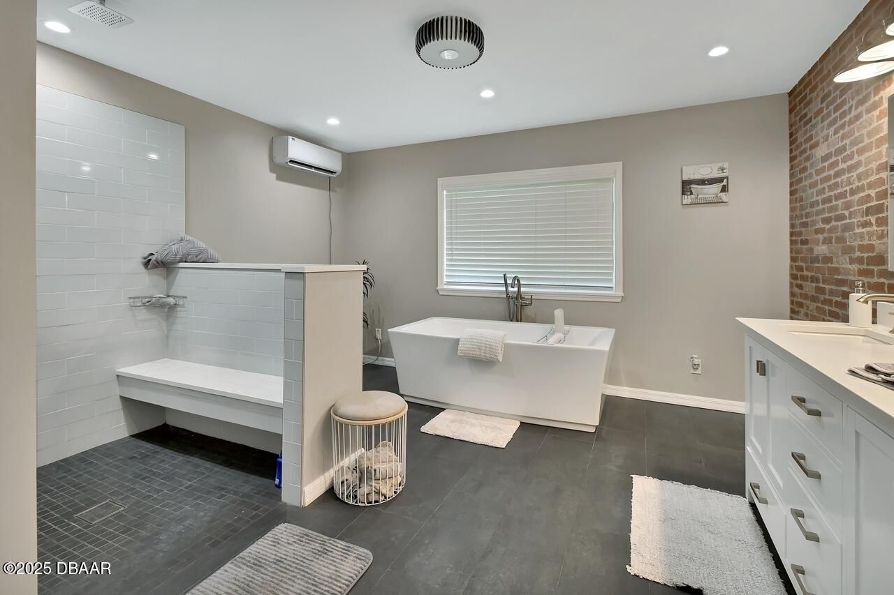 5650 Palm Avenue, Port Orange, FL 32127 Photo