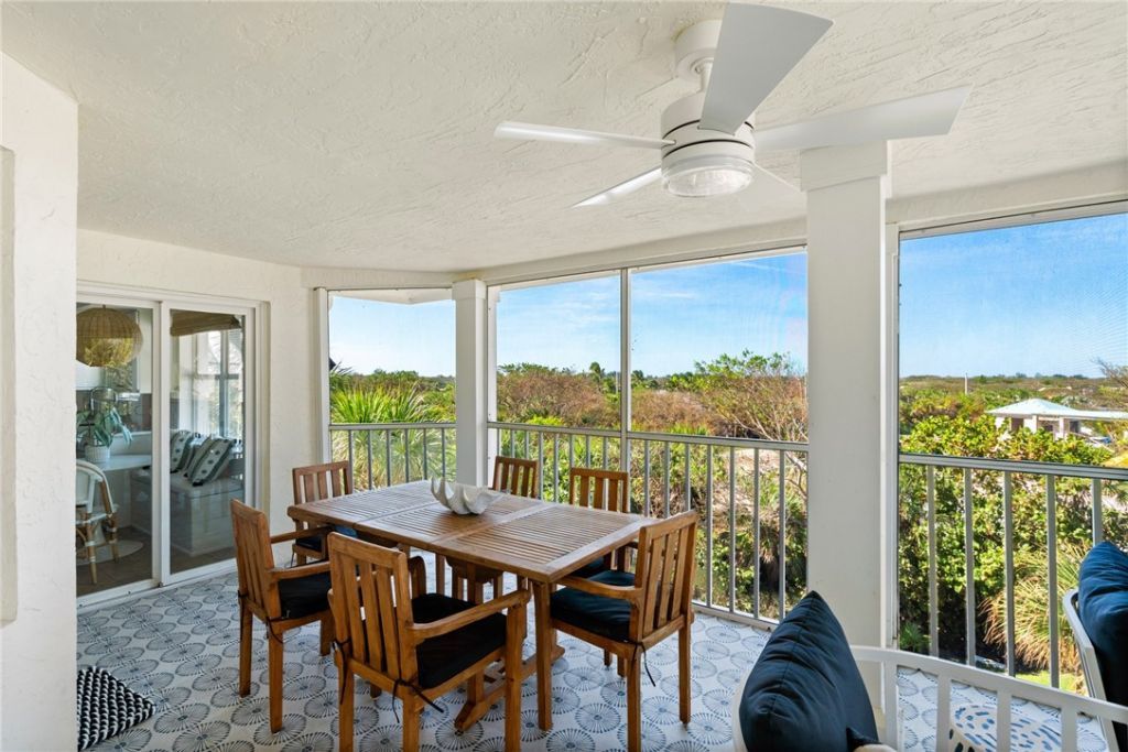8880 N Sea Oaks Way, Unit 301, Vero Beach, FL 32963 Photo