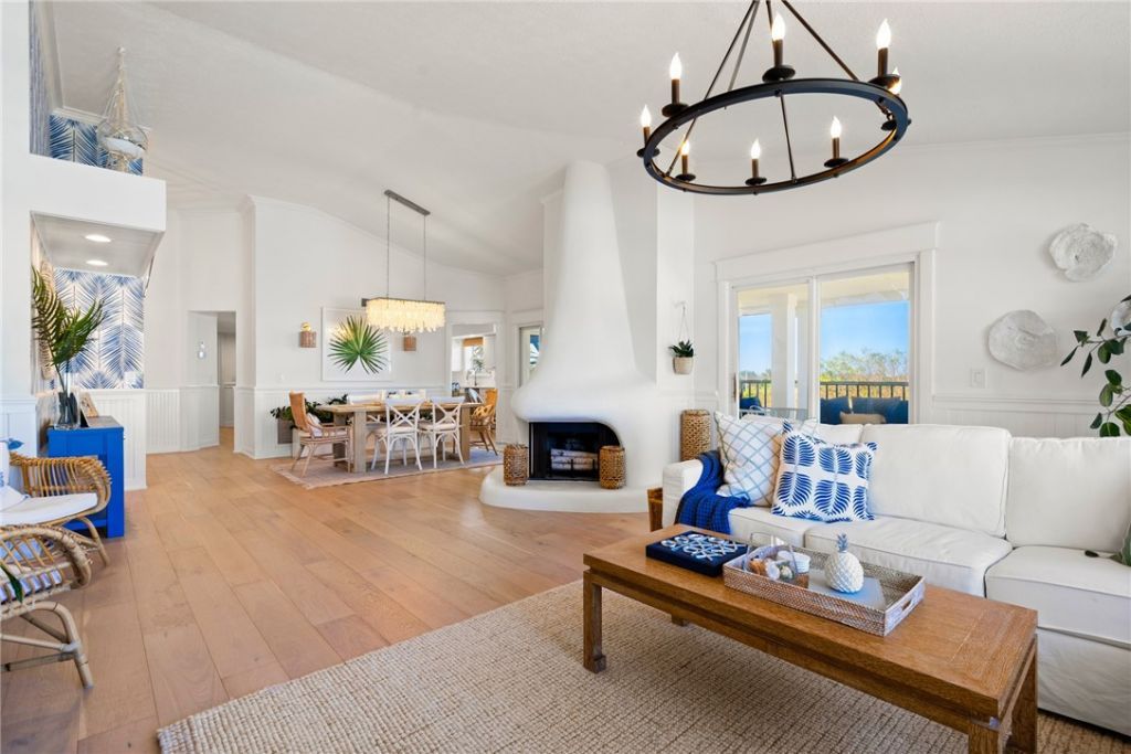 8880 N Sea Oaks Way, Unit 301, Vero Beach, FL 32963 Photo