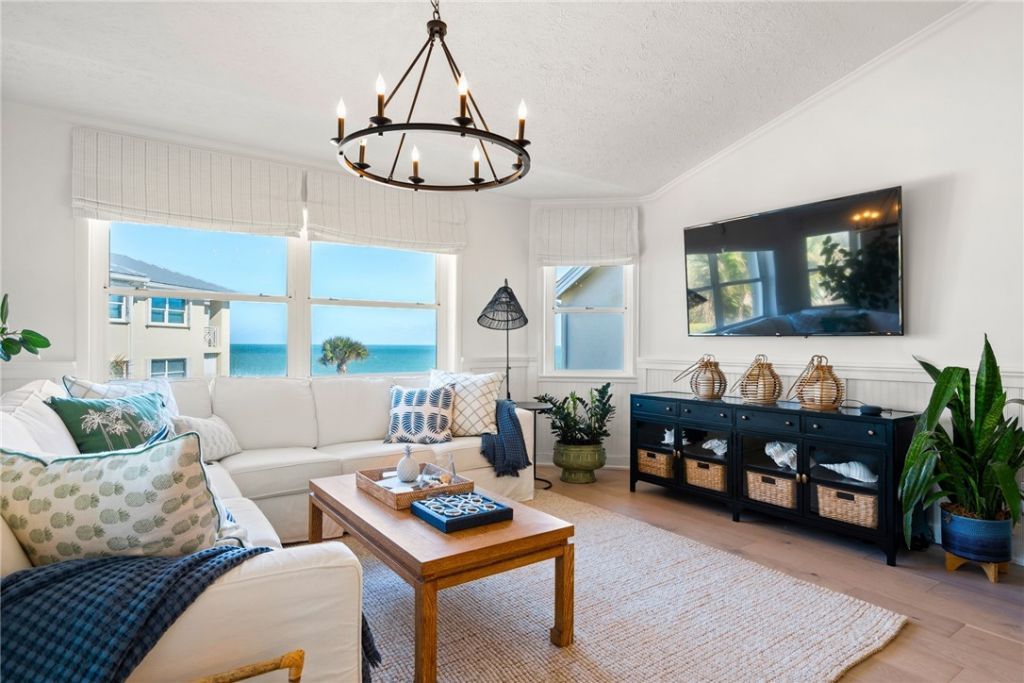 8880 N Sea Oaks Way, Unit 301, Vero Beach, FL 32963 Photo