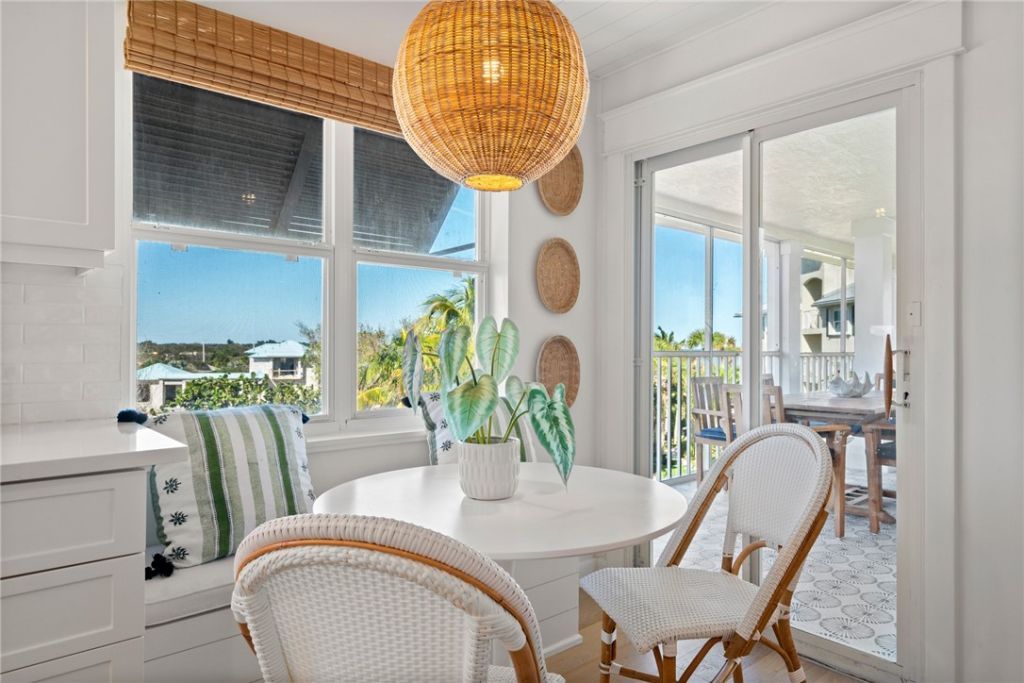 8880 N Sea Oaks Way, Unit 301, Vero Beach, FL 32963 Photo