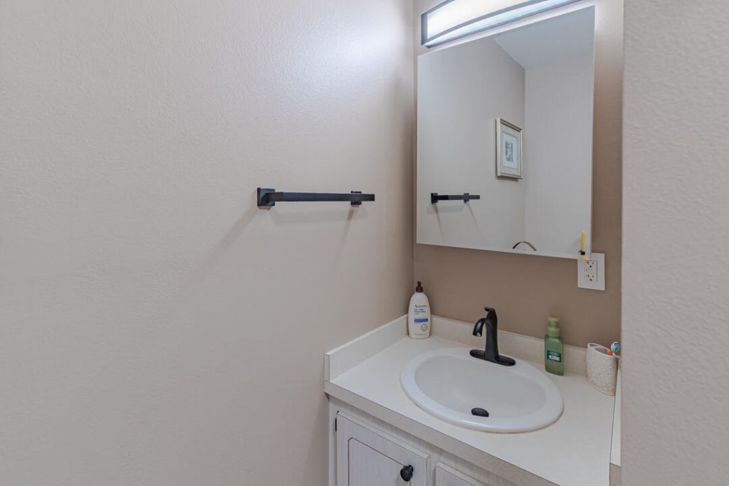 2929 SE Ocean Boulevard, Unit 117-10, Stuart, FL 34996 Photo