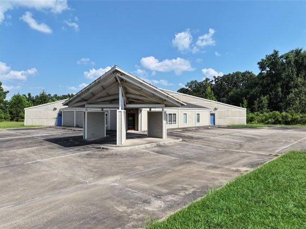 1506 E Lincoln Road, Idabel, OK 74745