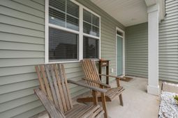 543 Meadowgrass Ct. photo 4