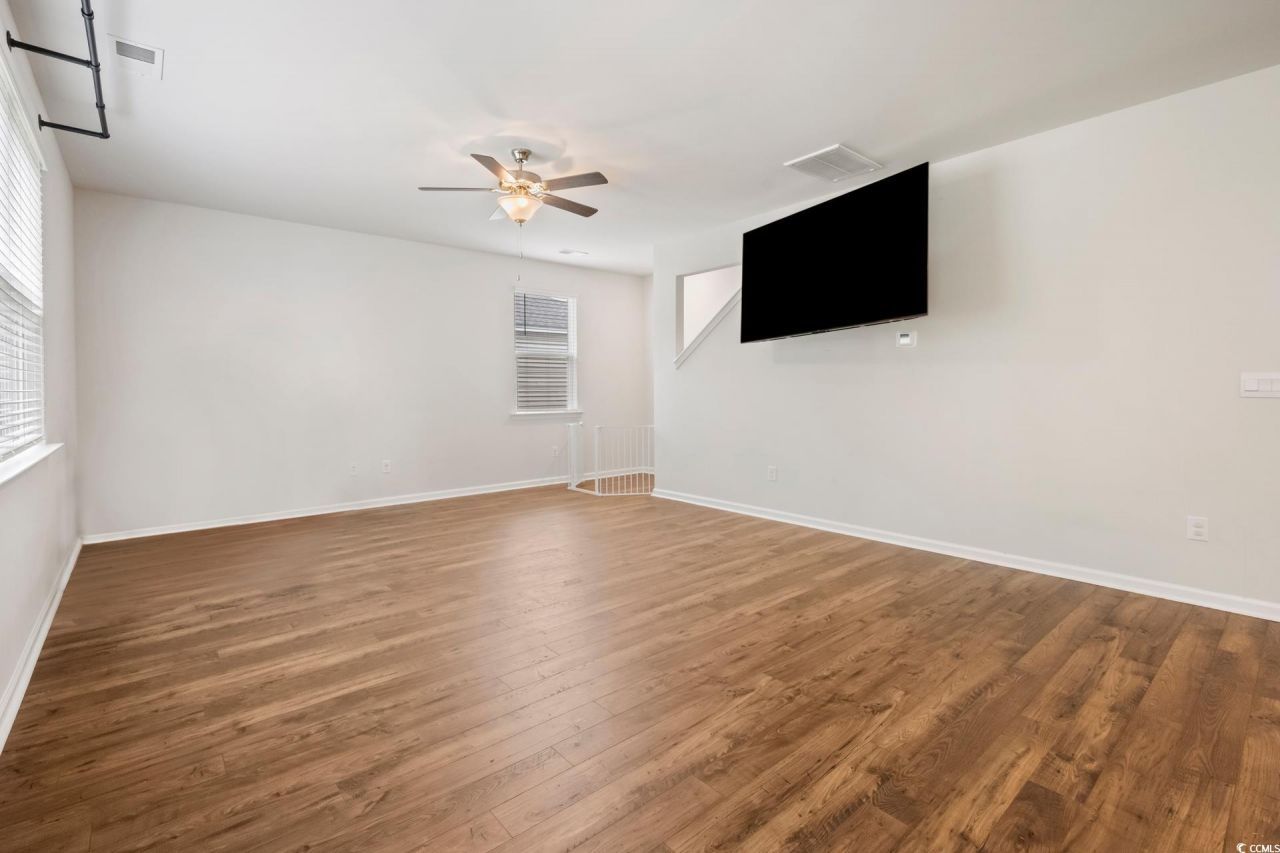 543 Meadowgrass Ct. Photo 9