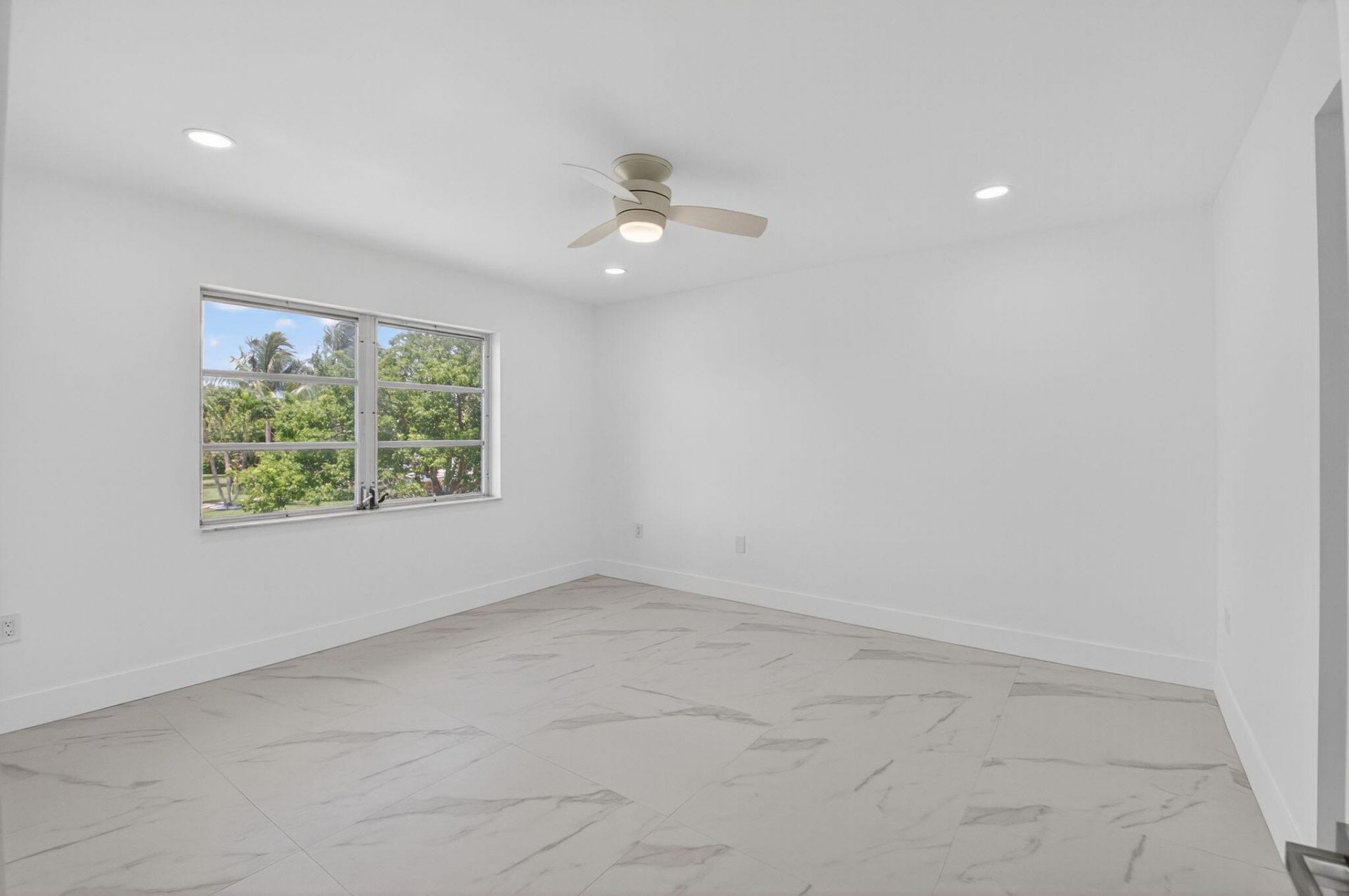 9886 Marina Boulevard, Unit 622, Boca Raton, FL 33428 Photo
