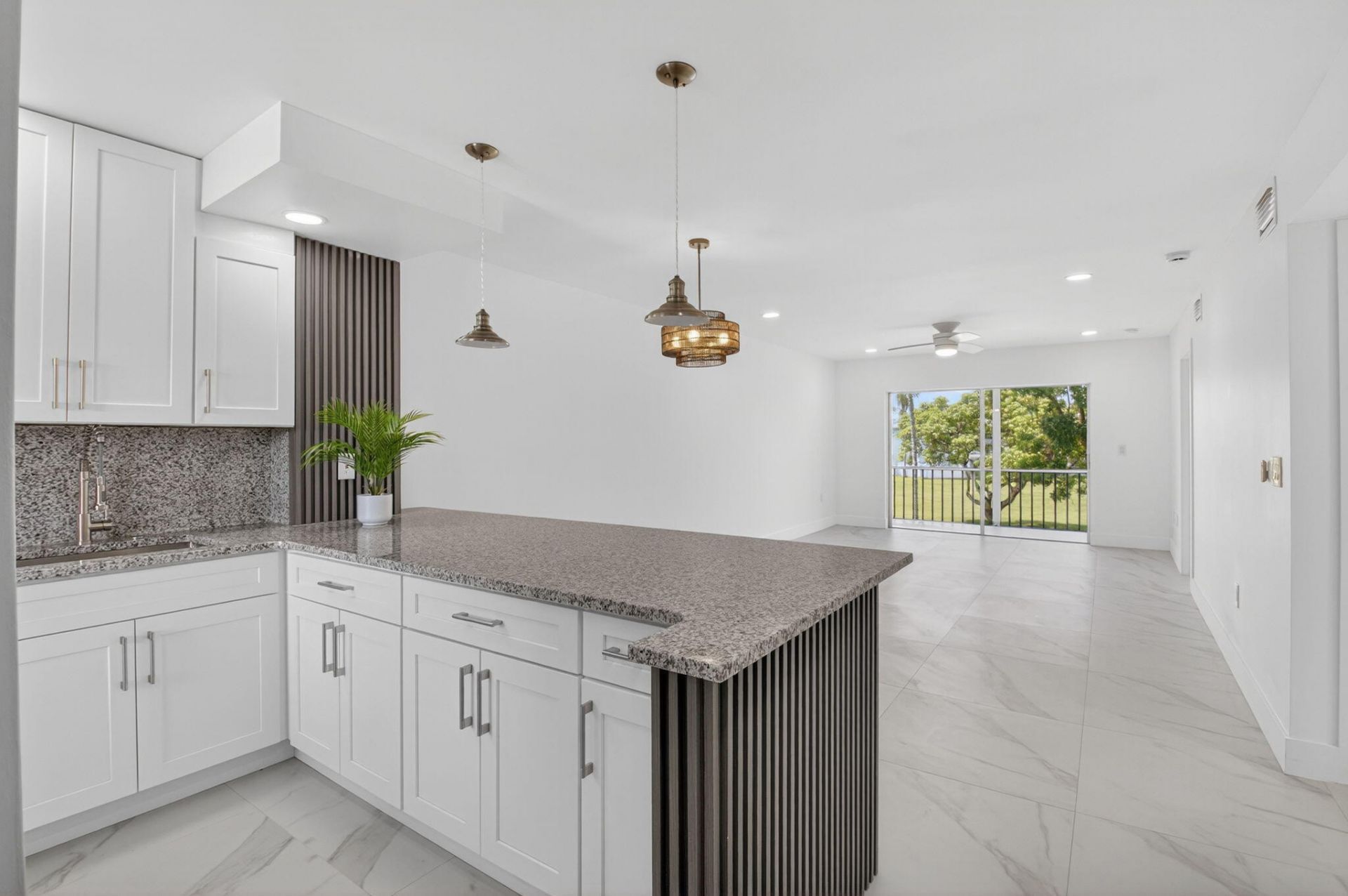 9886 Marina Boulevard, Unit 622, Boca Raton, FL 33428 Photo