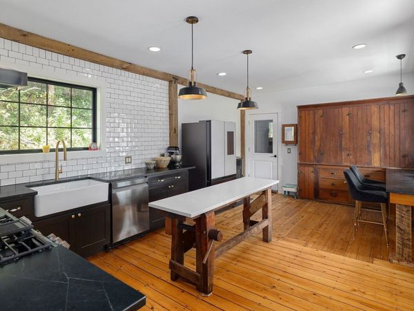 140 Pleasant Street, Williamstown, VT 05679