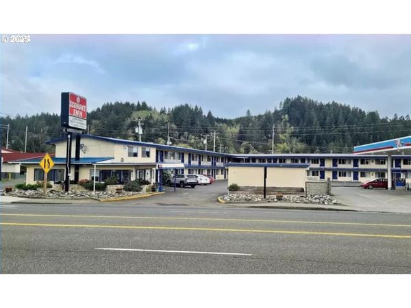 1593 HIGHWAY 101, Reedsport, OR 97467