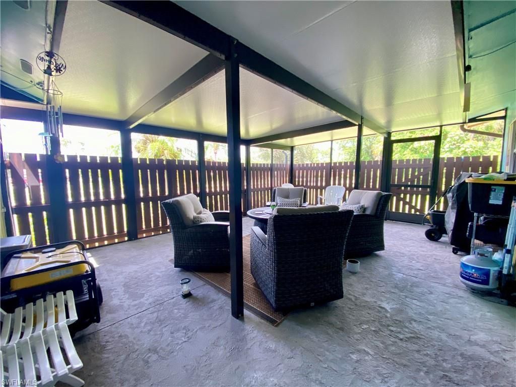 5647 Foxlake Dr, North Fort Myers, FL 33917 Photo