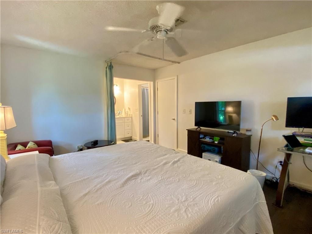 5647 Foxlake Dr, North Fort Myers, FL 33917 Photo