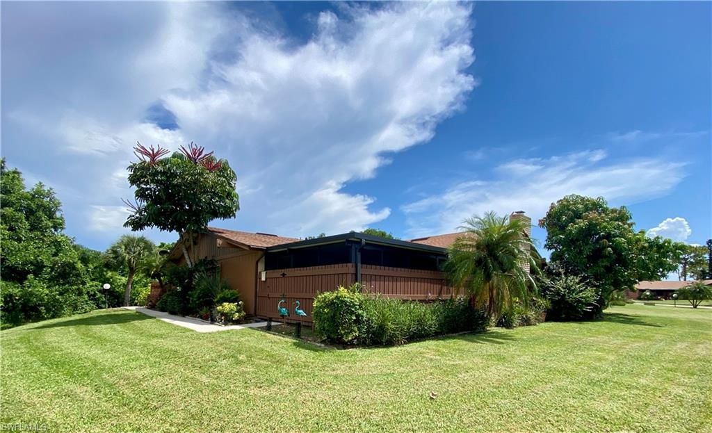 5647 Foxlake Dr, North Fort Myers, FL 33917 Photo