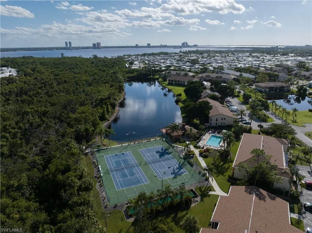 5647 Foxlake Dr, North Fort Myers, FL 33917 Photo