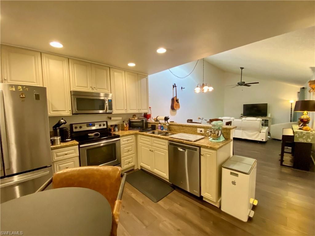 5647 Foxlake Dr, North Fort Myers, FL 33917 Photo