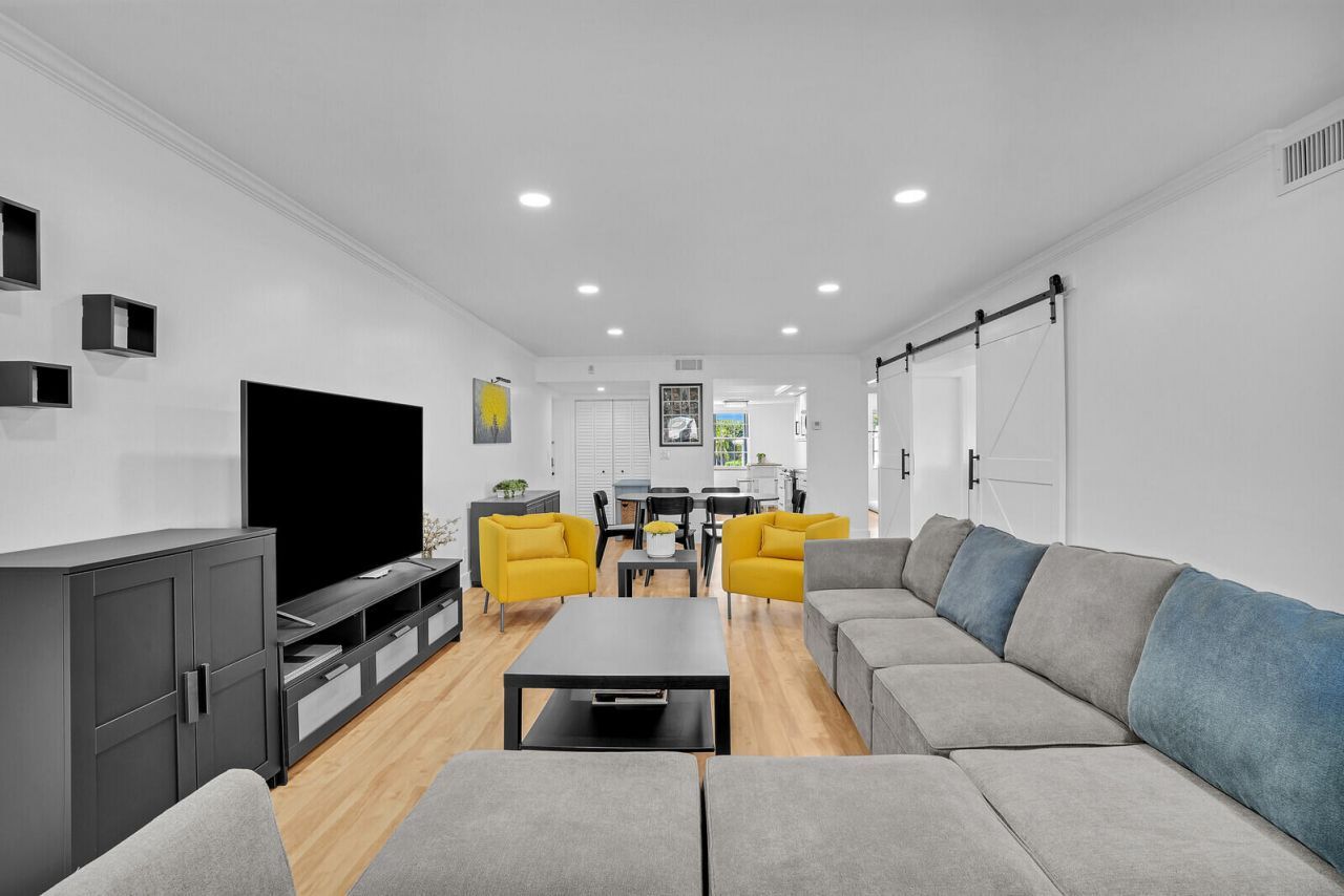 1210 N Sugar Sands Boulevard, Unit 243, Singer Island, FL 33404 Photo