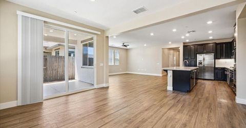 7040 Orbital Ln, Roseville, CA 95747 Photo
