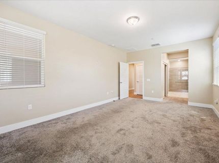 7040 Orbital Ln, Roseville, CA 95747 Photo