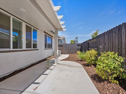 7040 Orbital Ln, Roseville, CA 95747 Photo