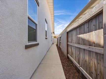 7040 Orbital Ln, Roseville, CA 95747 Photo